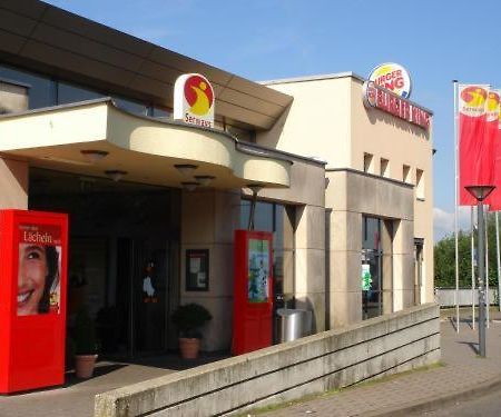 Rasthof Und Motel Fernthal Neustadt  Extérieur photo